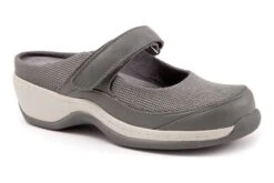 Arcadia -The Walking Company Shop 3110 01184 2200 040 4