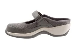 Arcadia -The Walking Company Shop 3110 01184 2200 040 7