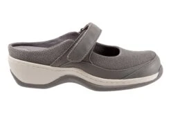 Arcadia -The Walking Company Shop 3110 01184 2200 040 8