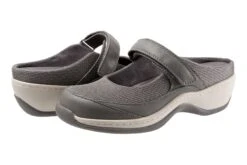 Arcadia -The Walking Company Shop 3110 01184 2200 040 9