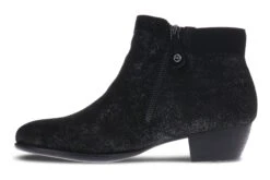 Shanghai 11 Shanghai -The Walking Company Shop 3310 01353 2127 273 4