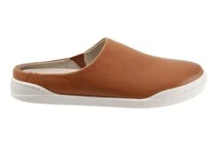 Auburn -The Walking Company Shop 3510 01184 2151 554 4