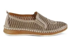 Newday 12 Newday -The Walking Company Shop 3510 01254 2319 016 4