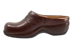 Amber -The Walking Company Shop S2218 210 inside