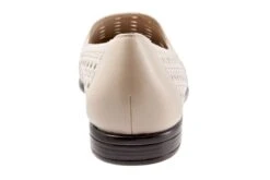 Liz Open Weave -The Walking Company Shop Zoom 43e65270 888a 4ba4 9ccb 2c4d07b27889